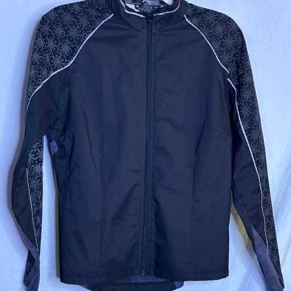 illuminite Jackets & Blazers - Women's Black Windbreaker with Patterned Sleeves